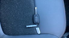 Dacia Spring 27kWh Extreme 65 48kW 5dr Auto Electric Hatchback